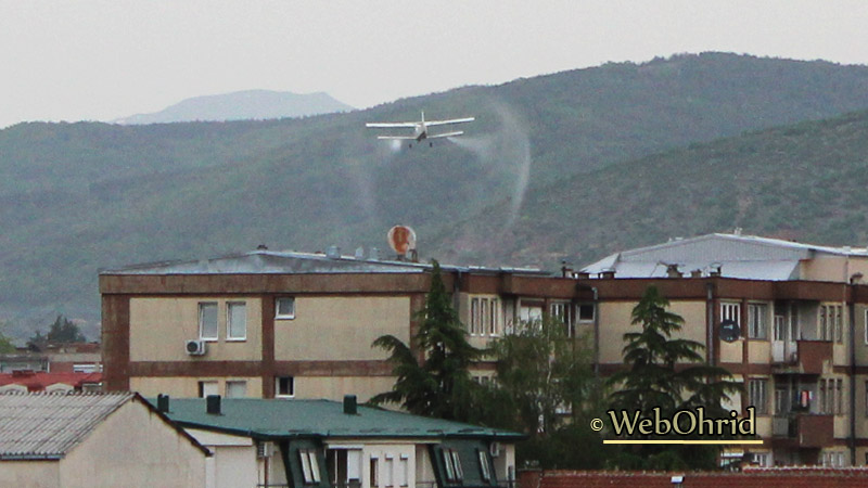 2015AvionskoPrskanje03